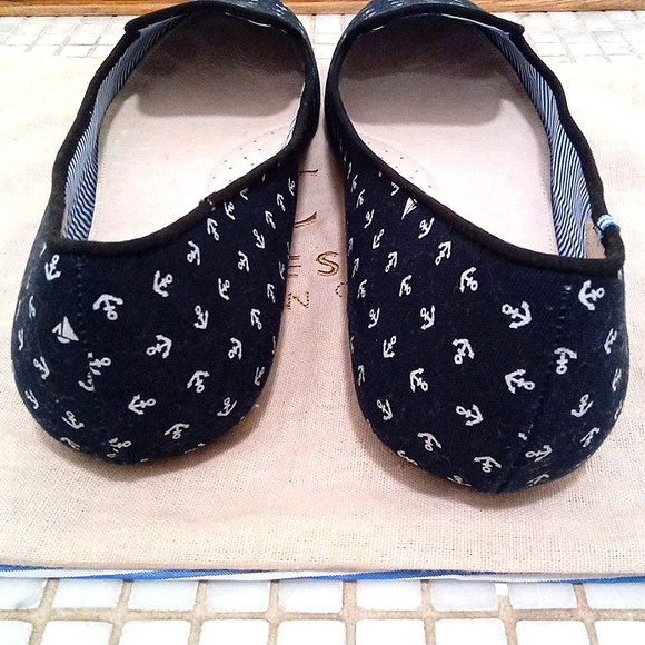 CHARLES PHILIP Navy Nautical Flats 9 - Picture 5 of 10